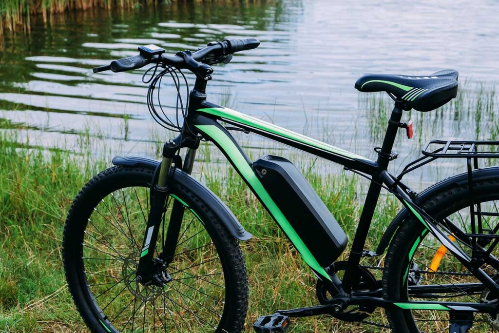 e-bike sul lago